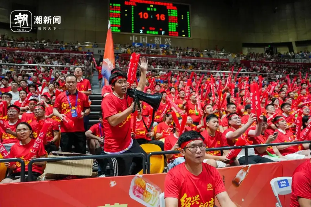cU, 篮下失球, 心体育馆主