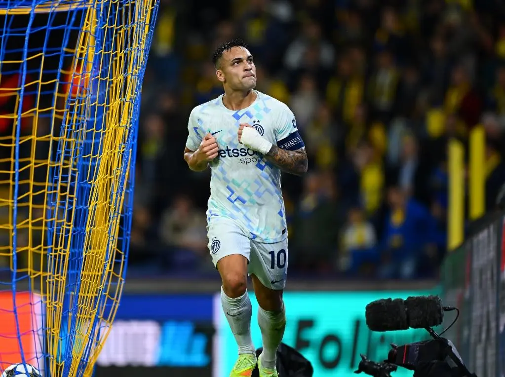 大胜宣战卫, 对首发阵容