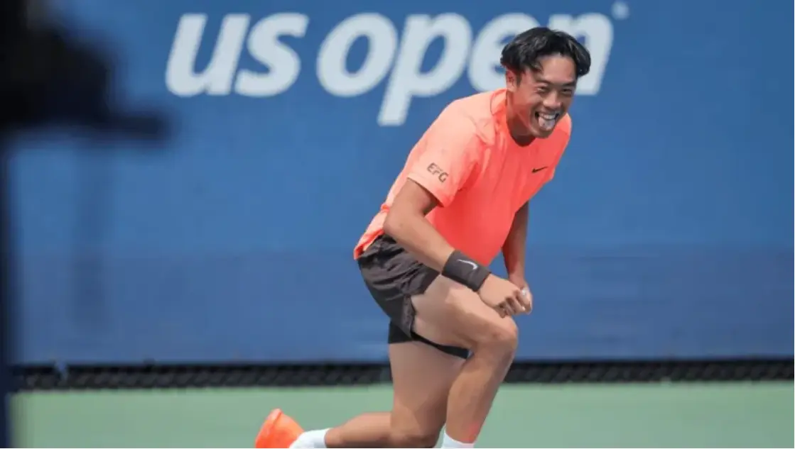 让大家对她, 金花